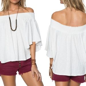 O'NEILL
Women's Sahara Off The Shoulder Top